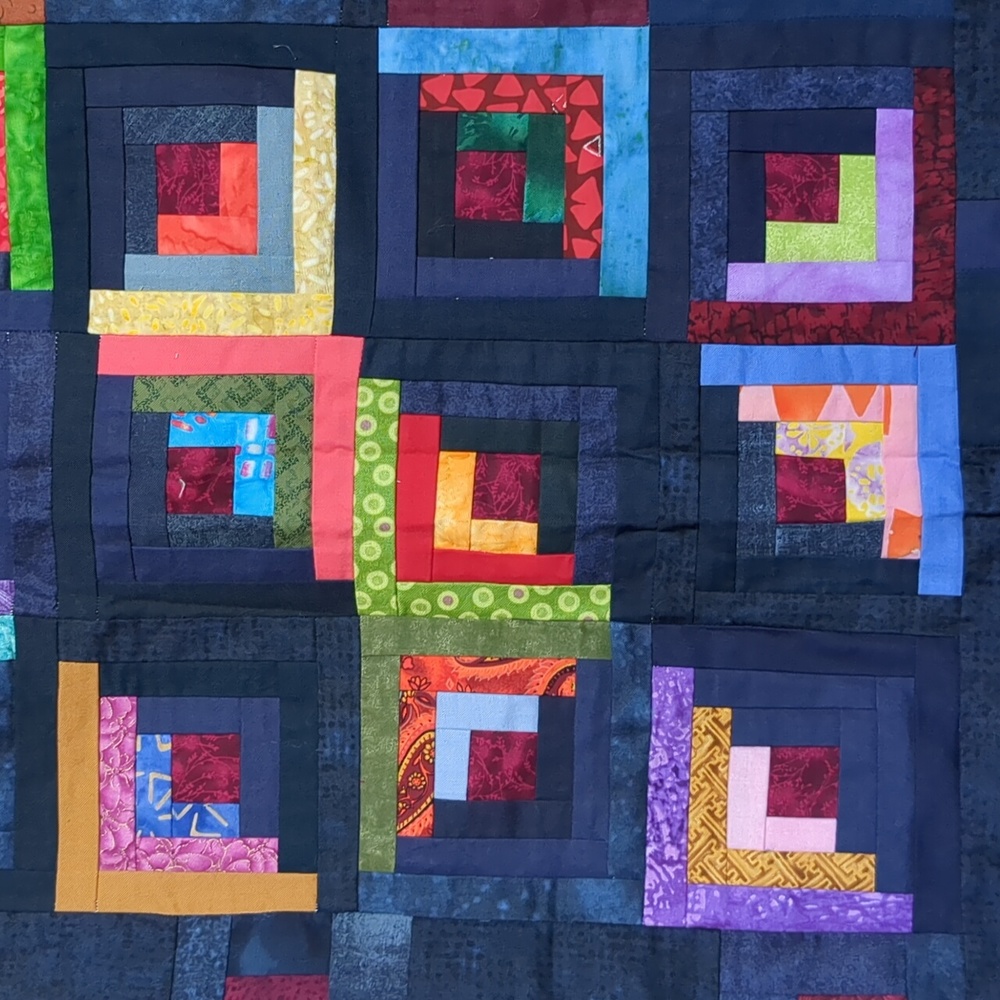 Log cabin pieced quilt top - Picture 12 of 16